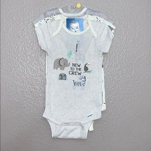 Gerber Organic Cotton Baby Unisex Safari Bodysuit set